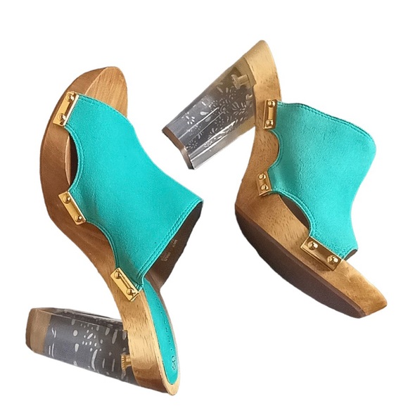 TRINA TURK Turquoise Suede Lucite Block Heel Wood Platform Mule Sandal 8.5 - Picture 9 of 10